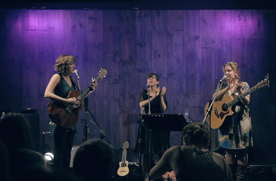 Tillery performing "Tillery"