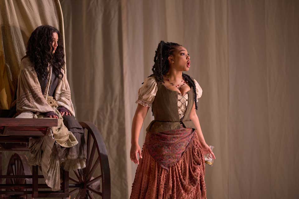 "Mother Courage and Her Children" directed by Carl Forsman / Photo: Wayne Reich